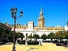 Foto de SEVILLA - LA GIRALDA DESDE PATIO BANDERAS